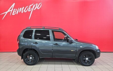 Chevrolet Niva I рестайлинг, 2017 год, 815 000 рублей, 6 фотография