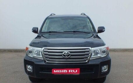 Toyota Land Cruiser 200, 2012 год, 3 380 000 рублей, 2 фотография