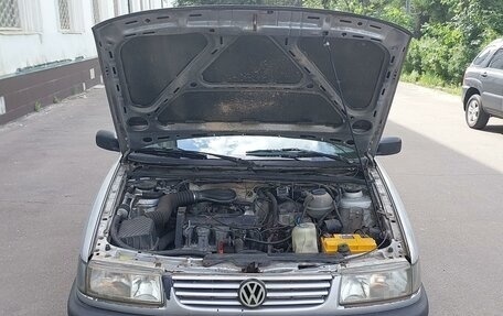 Volkswagen Passat B4, 1996 год, 350 000 рублей, 8 фотография