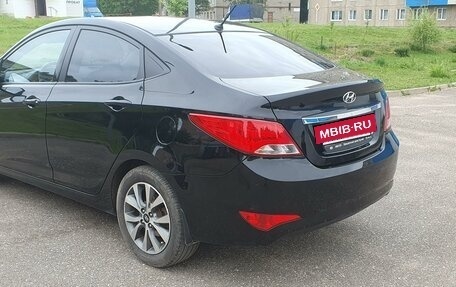 Hyundai Solaris II рестайлинг, 2015 год, 1 250 000 рублей, 7 фотография