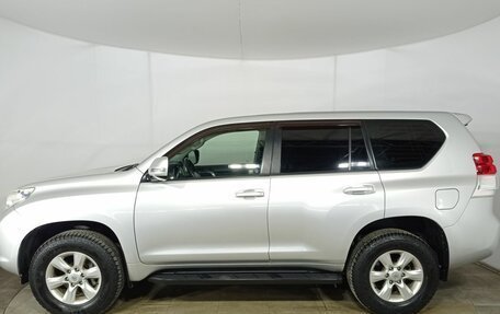 Toyota Land Cruiser Prado 150 рестайлинг 2, 2010 год, 2 890 000 рублей, 8 фотография