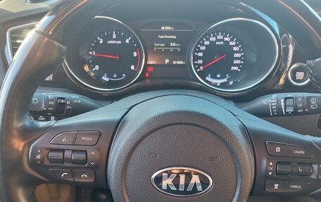 KIA Carnival III, 2018 год, 2 900 000 рублей, 3 фотография