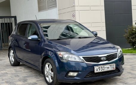 KIA cee'd I рестайлинг, 2010 год, 889 100 рублей, 1 фотография