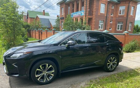 Lexus RX IV рестайлинг, 2018 год, 4 100 000 рублей, 1 фотография