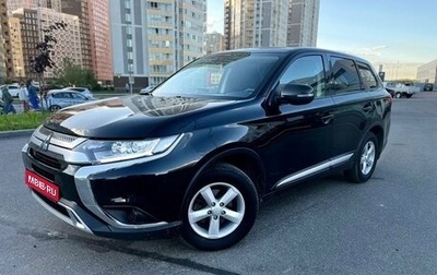 Mitsubishi Outlander III рестайлинг 3, 2020 год, 1 960 070 рублей, 1 фотография