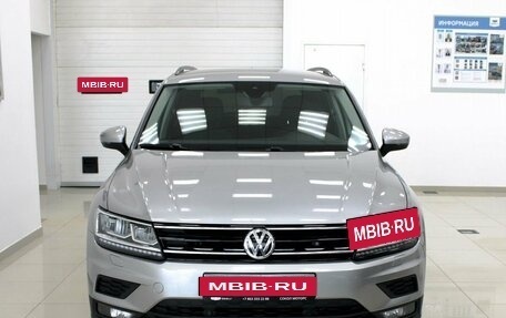 Volkswagen Tiguan II, 2020 год, 2 860 000 рублей, 3 фотография