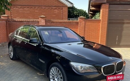 BMW 7 серия, 2010 год, 2 600 000 рублей, 2 фотография