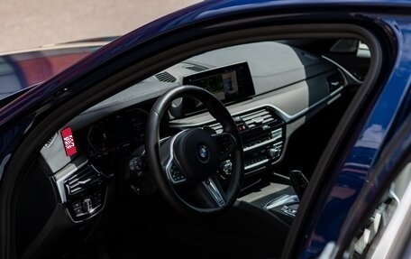 BMW 5 серия, 2019 год, 5 550 000 рублей, 18 фотография