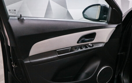 Chevrolet Cruze II, 2013 год, 917 000 рублей, 15 фотография