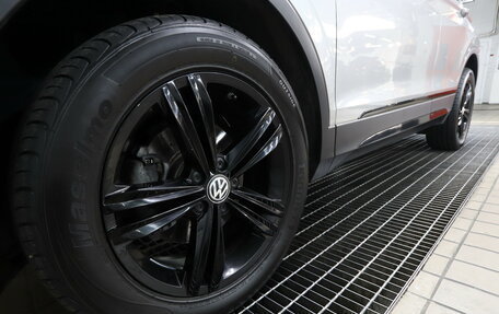 Volkswagen Tiguan II, 2019 год, 2 920 000 рублей, 23 фотография
