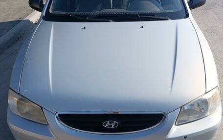 Hyundai Accent III, 2010 год, 825 000 рублей, 2 фотография