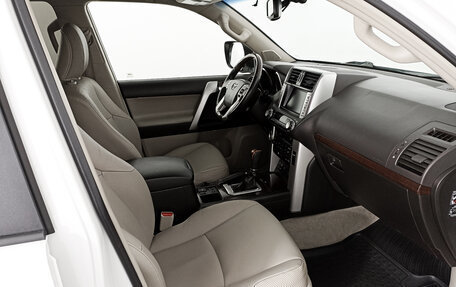 Toyota Land Cruiser Prado 150 рестайлинг 2, 2013 год, 3 787 000 рублей, 11 фотография