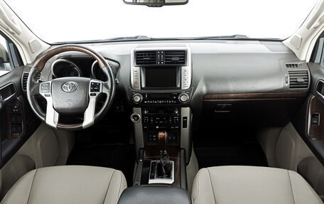 Toyota Land Cruiser Prado 150 рестайлинг 2, 2013 год, 3 787 000 рублей, 14 фотография