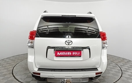 Toyota Land Cruiser Prado 150 рестайлинг 2, 2013 год, 3 787 000 рублей, 6 фотография