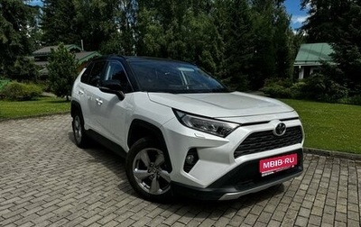 Toyota RAV4, 2021 год, 4 200 000 рублей, 1 фотография