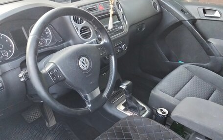 Volkswagen Tiguan I, 2010 год, 1 128 000 рублей, 4 фотография