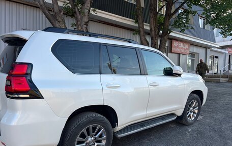 Toyota Land Cruiser Prado 150 рестайлинг 2, 2018 год, 5 500 000 рублей, 2 фотография