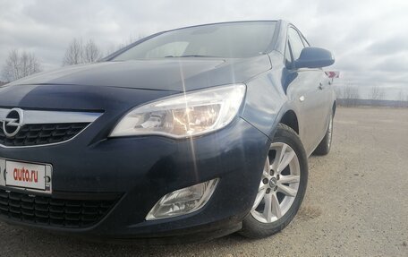 Opel Astra J, 2012 год, 720 000 рублей, 13 фотография