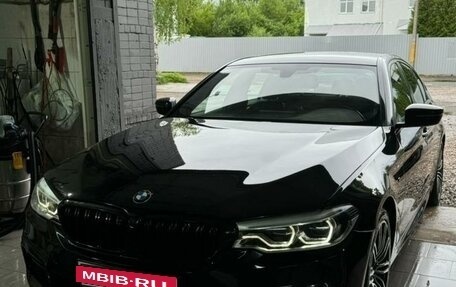 BMW 5 серия, 2018 год, 3 770 000 рублей, 4 фотография