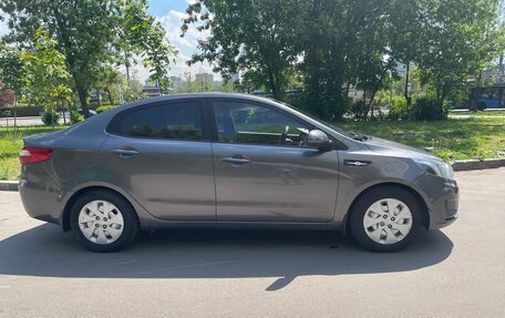 KIA Rio III рестайлинг, 2013 год, 900 000 рублей, 4 фотография