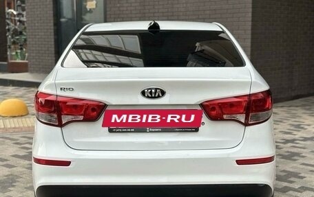 KIA Rio III рестайлинг, 2017 год, 874 000 рублей, 6 фотография