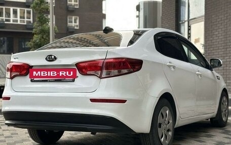 KIA Rio III рестайлинг, 2017 год, 874 000 рублей, 5 фотография