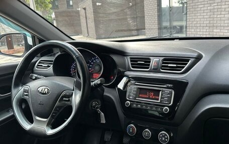 KIA Rio III рестайлинг, 2017 год, 874 000 рублей, 11 фотография