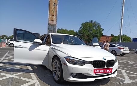 BMW 3 серия, 2015 год, 2 100 000 рублей, 2 фотография