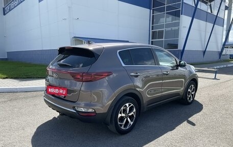 KIA Sportage IV рестайлинг, 2018 год, 2 380 000 рублей, 4 фотография