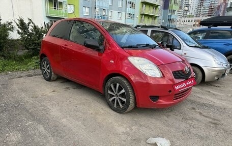 Toyota Yaris III рестайлинг, 2008 год, 370 000 рублей, 3 фотография