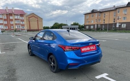 Hyundai Solaris II рестайлинг, 2018 год, 1 420 000 рублей, 5 фотография