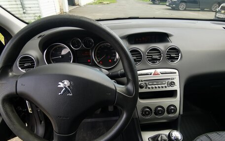 Peugeot 408 I рестайлинг, 2013 год, 690 000 рублей, 16 фотография