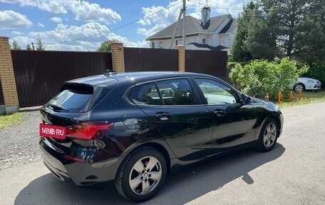 BMW 1 серия, 2019 год, 1 890 000 рублей, 3 фотография