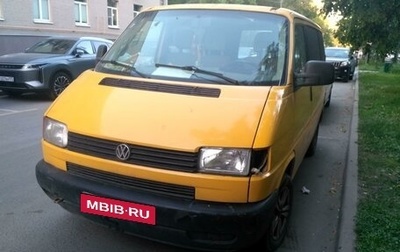Volkswagen Transporter T4, 2003 год, 650 000 рублей, 1 фотография