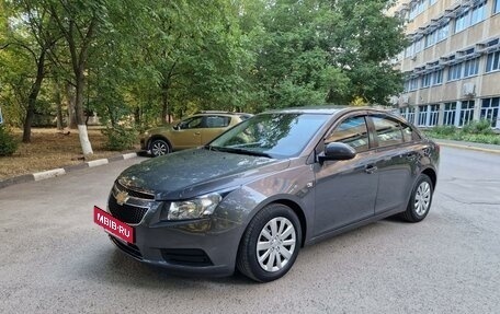 Chevrolet Cruze II, 2011 год, 865 000 рублей, 2 фотография