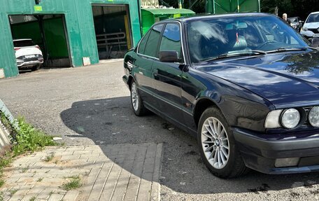 BMW 5 серия, 1995 год, 800 000 рублей, 3 фотография