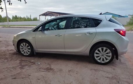 Opel Astra J, 2013 год, 850 000 рублей, 3 фотография