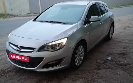 Opel Astra J, 2013 год, 850 000 рублей, 10 фотография