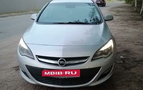 Opel Astra J, 2013 год, 850 000 рублей, 7 фотография