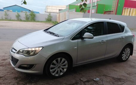 Opel Astra J, 2013 год, 850 000 рублей, 11 фотография