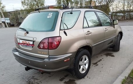 Lexus RX IV рестайлинг, 2000 год, 650 000 рублей, 3 фотография