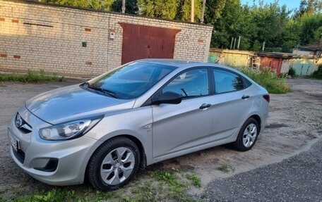 Hyundai Solaris II рестайлинг, 2014 год, 1 020 000 рублей, 4 фотография