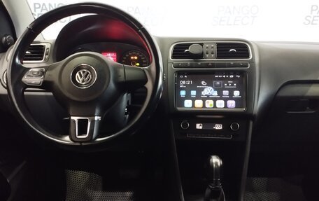 Volkswagen Polo VI (EU Market), 2012 год, 850 000 рублей, 9 фотография
