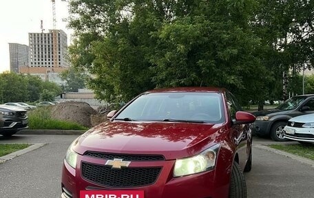 Chevrolet Cruze II, 2011 год, 720 000 рублей, 2 фотография