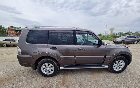 Mitsubishi Pajero IV, 2011 год, 2 250 000 рублей, 4 фотография