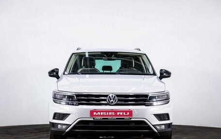 Volkswagen Tiguan II, 2020 год, 3 085 000 рублей, 2 фотография