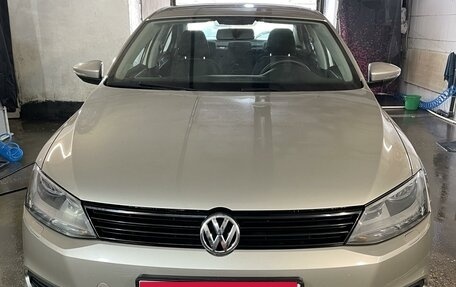 Volkswagen Jetta VI, 2013 год, 1 249 000 рублей, 3 фотография