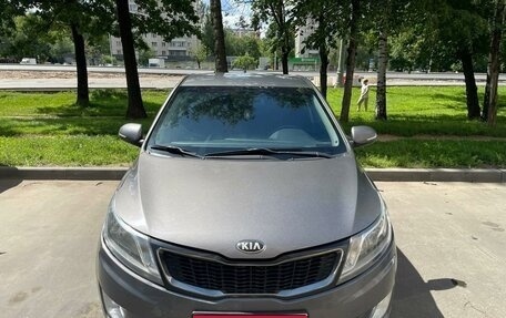 KIA Rio III рестайлинг, 2013 год, 980 000 рублей, 1 фотография