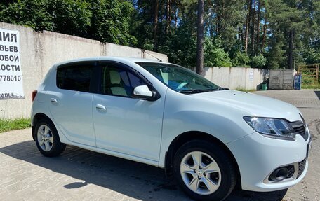 Renault Sandero II рестайлинг, 2014 год, 850 000 рублей, 1 фотография