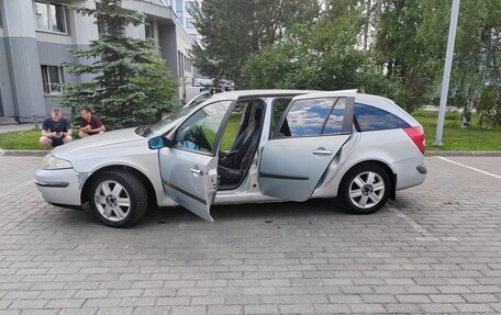 Renault Laguna II, 2002 год, 350 000 рублей, 7 фотография